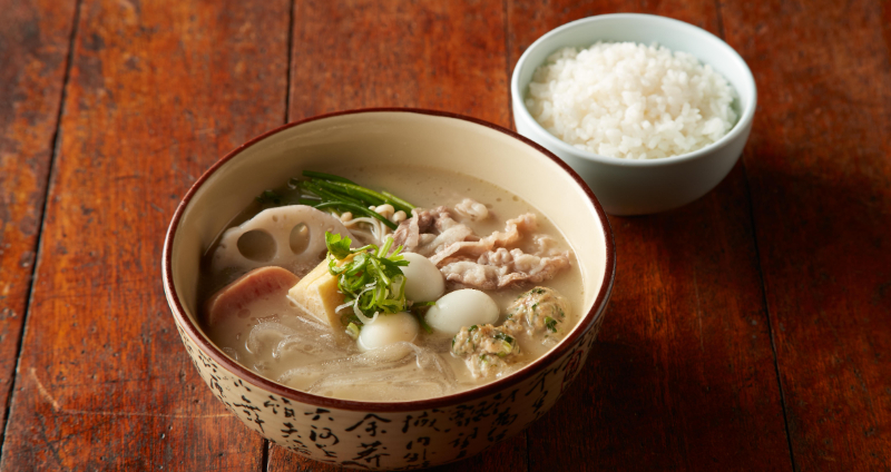 爽吃豐盛食材！麻辣 45 首推「麻辣珍寶燙」，在家就能享受「微麻辣」爽感