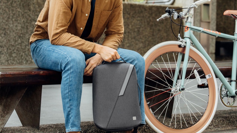 Moshi 初見好「職」感計畫開跑！社會新鮮人的第一個「質」感電腦包就從這 3 咖挑起！#文末贈獎