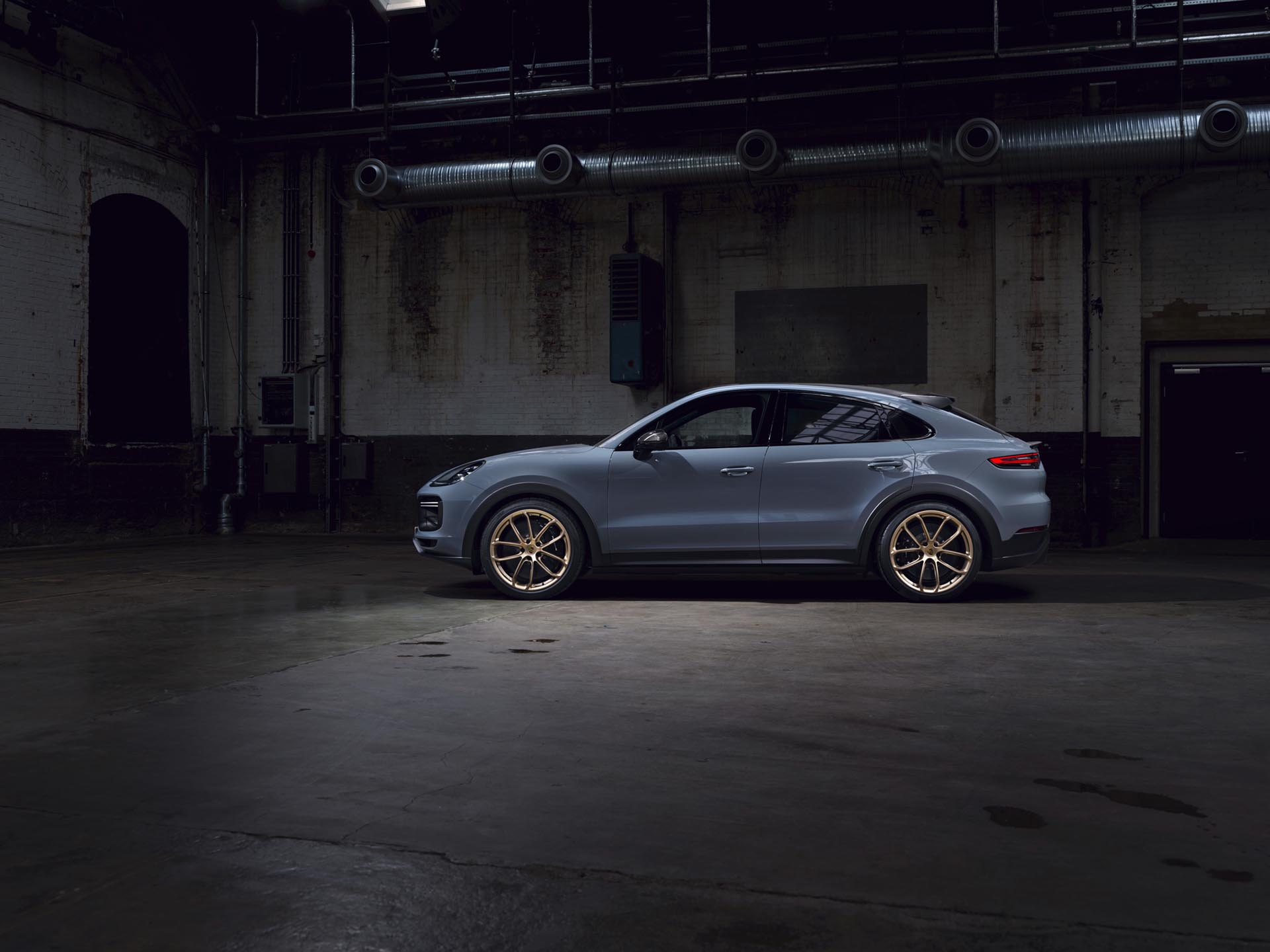 Porsche Cayenne Turbo GT-1