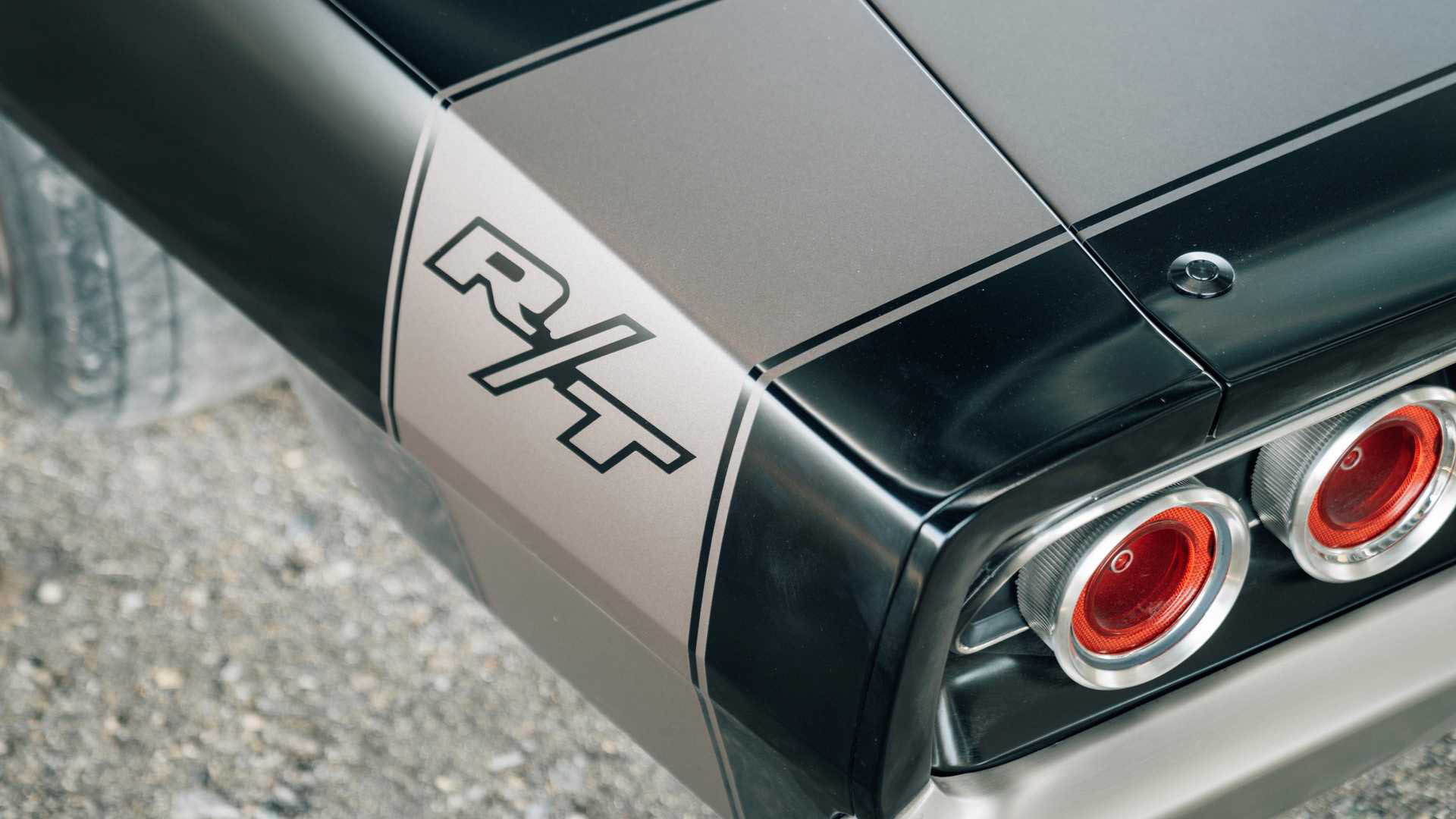 是人都想當唐老大，你也有機會？《玩命關頭 9》Dodge Charger 道具車話題十足！