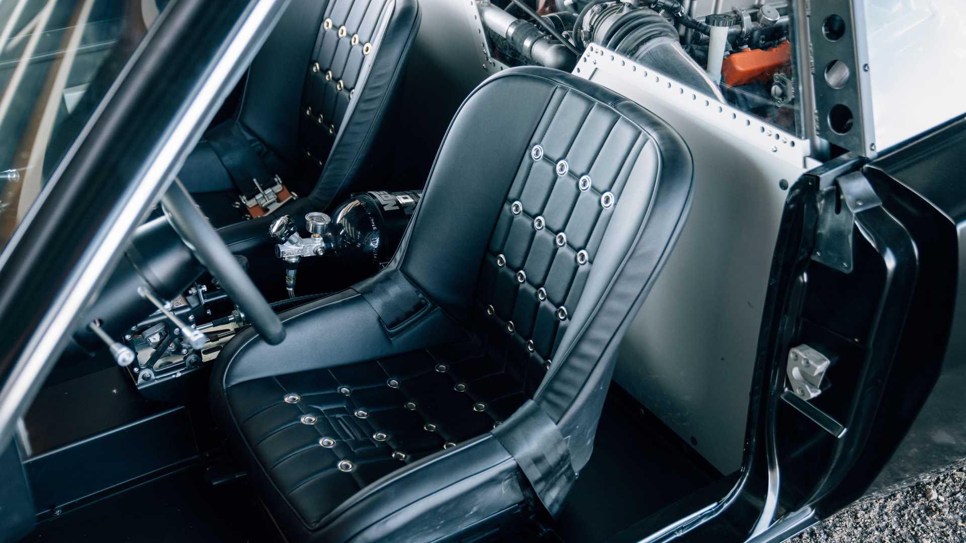 是人都想當唐老大，你也有機會？《玩命關頭 9》Dodge Charger 道具車話題十足！