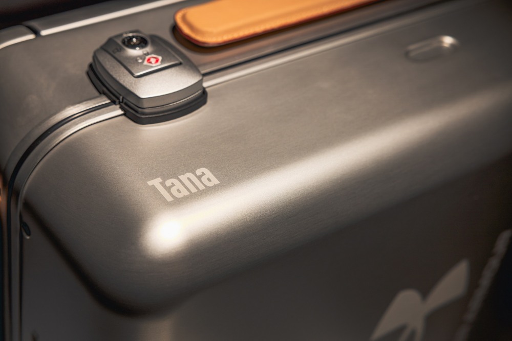 注入鋼鐵意志！UNDER ARMOUR 為菁英運動員打造「Team UA專屬應援行李箱」，限量好禮期間限定免費送！