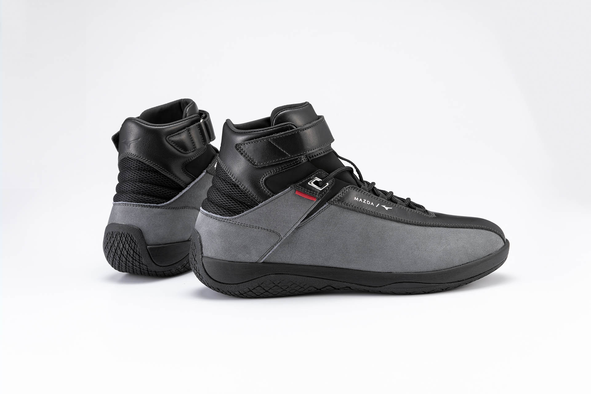 馬迷必收！Mazda × Mizuno 聯名鞋款正式開放預購！