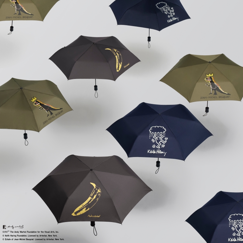 台灣販售預告｜ 這波真的幹大事！ UNIQLO 一次攜手三位當代藝術大師打造聯名 UT 系列，竟還推出鞋款和碗盤！