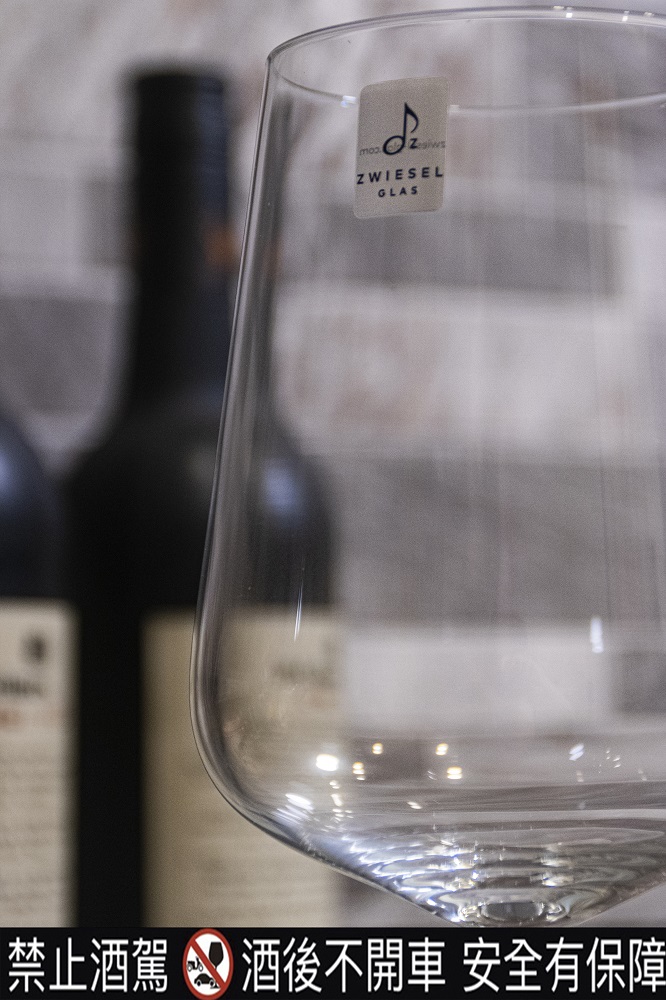 CooL 開箱 │ 用藝術品般的水晶酒杯、陪伴與摯愛的每一個重要時刻！近賞 德國蔡司酒杯「VERVINO 摯愛系列」限量 520 組禮盒