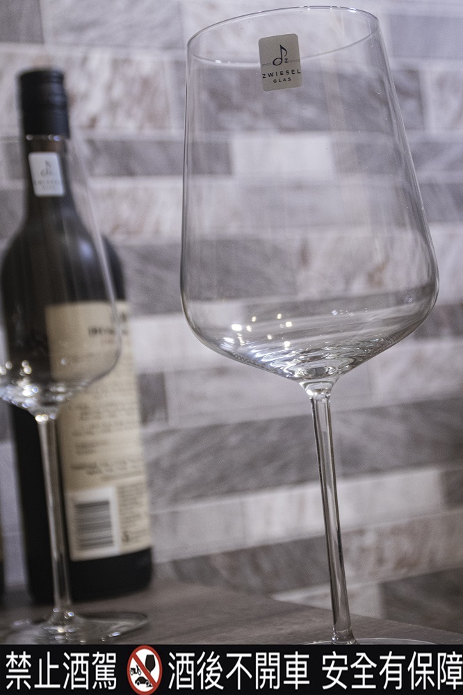 CooL 開箱 │ 用藝術品般的水晶酒杯、陪伴與摯愛的每一個重要時刻！近賞 德國蔡司酒杯「VERVINO 摯愛系列」限量 520 組禮盒