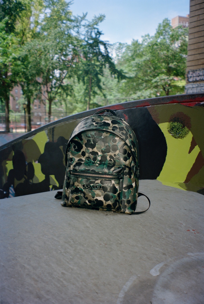 Michael B. Jordan 、林書豪及 Quincy 等大神演繹！ COACH 正式發佈 Camo Print 迷彩印花系列