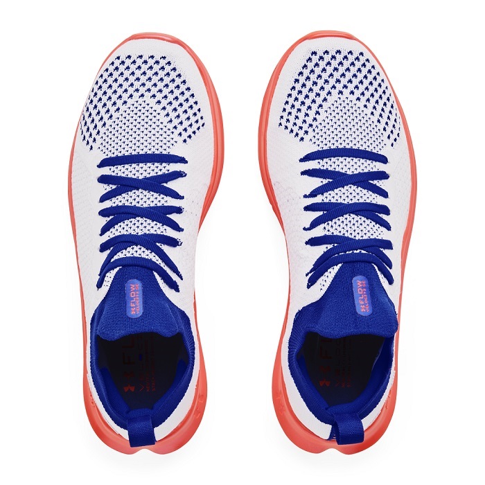 每步都風馳電掣！UA 全新跑鞋 Flow Velociti SE 急速登場，搭載編織鞋面更輕、更快速！