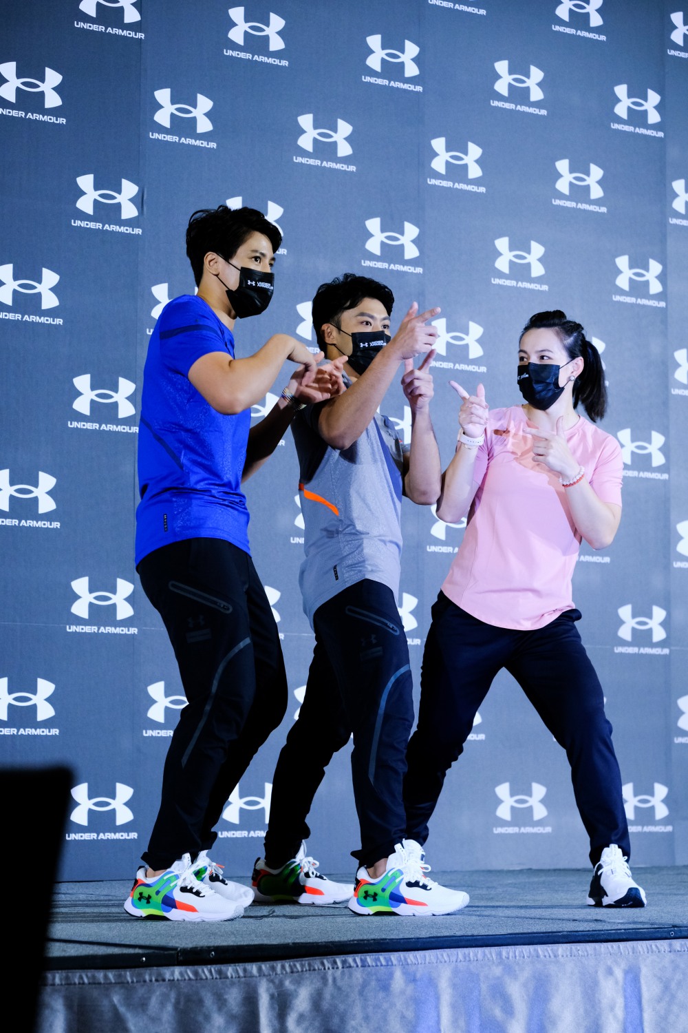 準備組新奧運偶像團體？郭婞淳、楊勇緯、陳念琴秀搞笑五連拍，網：可愛到被圈粉！