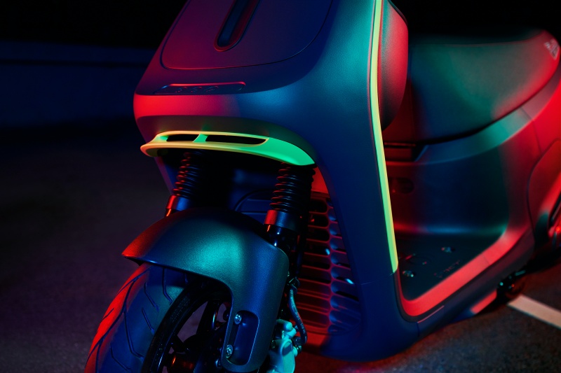Gogoro VIVA MIX SUPERFAST 極速新亮相！3 大亮點整理：7.2kW 大馬力、螢光綠撞色、個性風格套組