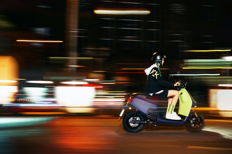 Gogoro VIVA MIX SUPERFAST 極速新亮相！3 大亮點整理：7.2kW 大馬力、螢光綠撞色、個性風格套組