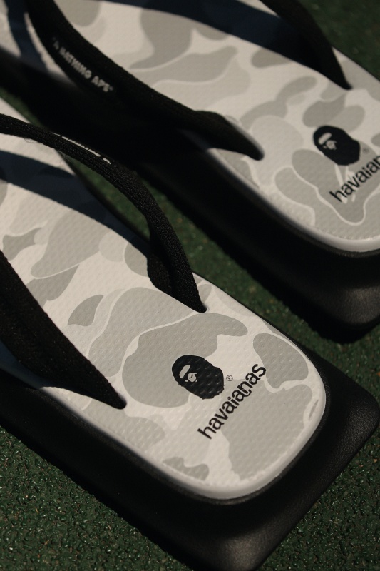 台灣販售預告｜今夏最潮聯名人字拖 BAPE x Havaianas 首批上線秒殺，第二波「這天」開搶！