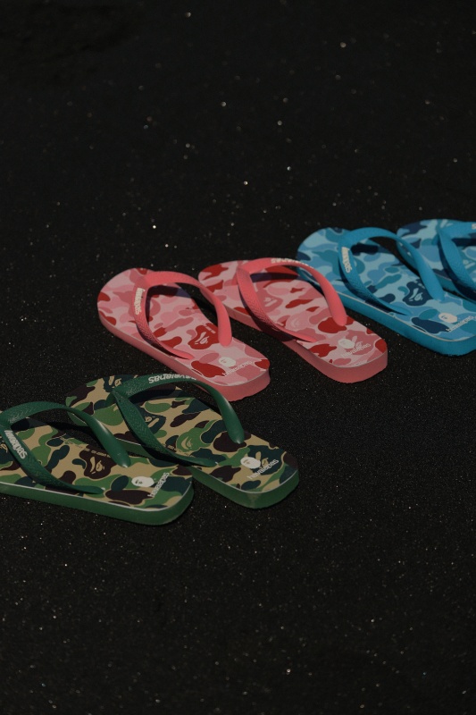 台灣販售預告｜今夏最潮聯名人字拖 BAPE x Havaianas 首批上線秒殺，第二波「這天」開搶！