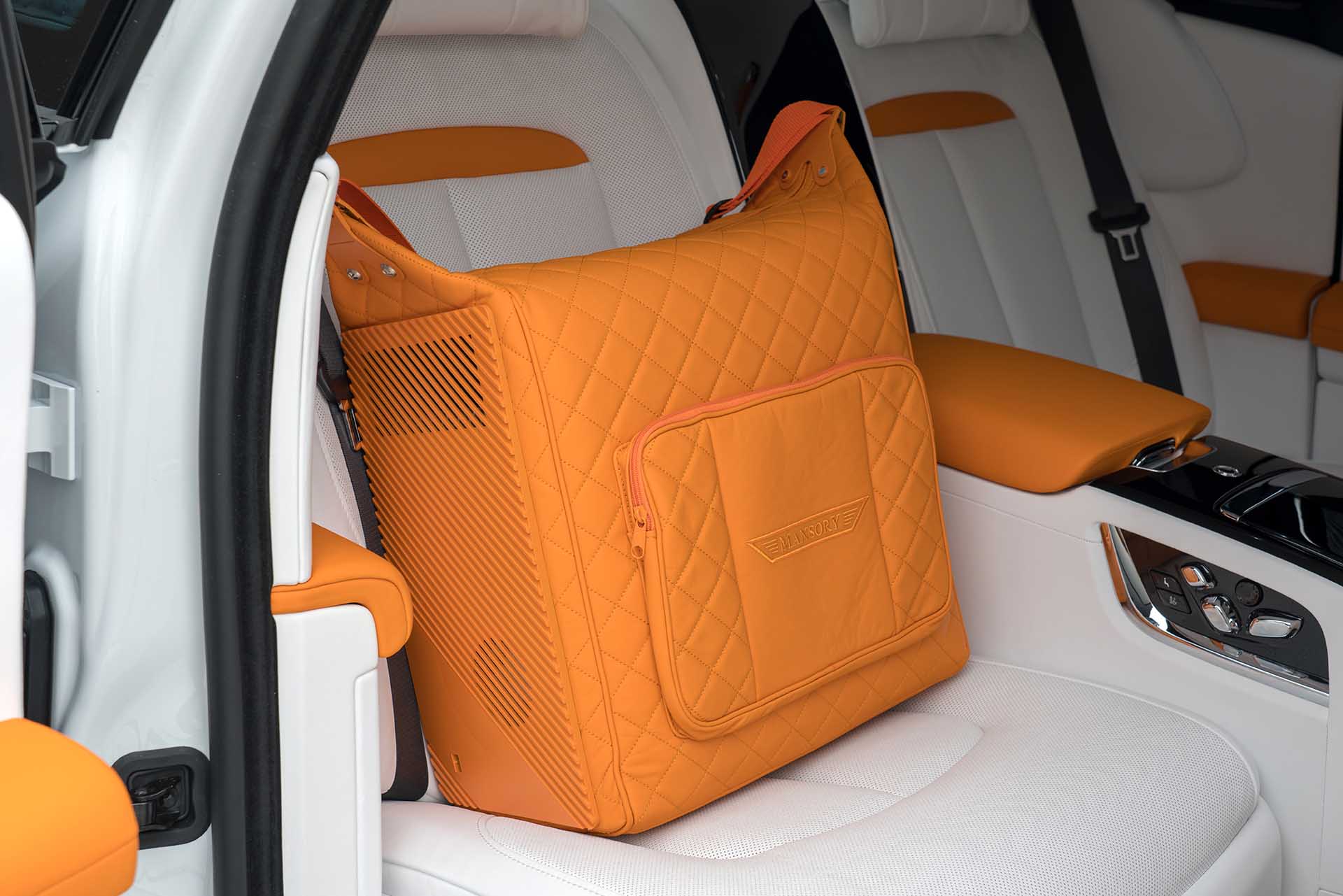 Mansory 開改 Rolls-Royce Ghost，豪車變武鬥士！