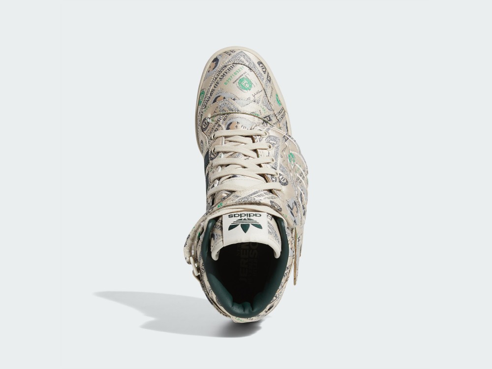 暗喻錢錢飛走了？adidas Originals x Jeremy Scott Money Wings 聯名今日開賣，經典翅膀超吸睛！