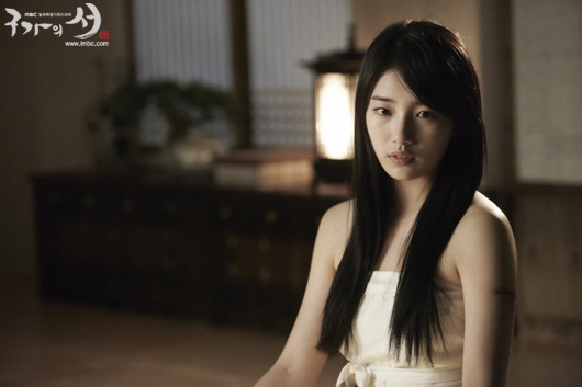 被 JYP 喻為全能型藝人的她，帶你認識這位「國民初戀」裴秀智！