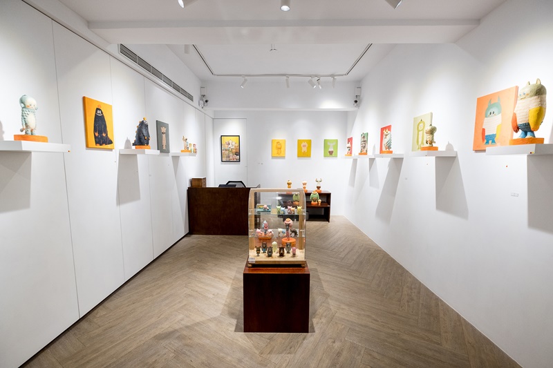 歡慶第 15 年頭！台北玩具名所 Paradise 攜手龍家昇打造專屬改裝開幕活動，加碼開賣奈良美智限量檯燈！