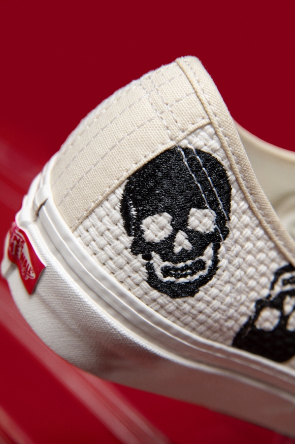 台灣販售預告｜ 帶回 70 年代復古刺繡！ VANS ANAHEIM FACTORY「 NEEDLEWORK 」 復刻系列登場！