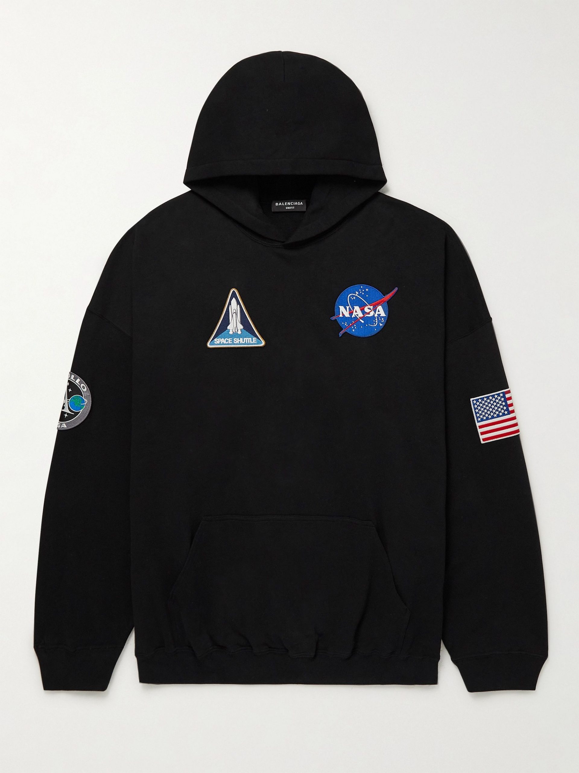 COOL穿搭講堂｜當個潮流小氣鬼！ Balenciaga 聯名太遙遠？幫你找到「聯名平替款」了！