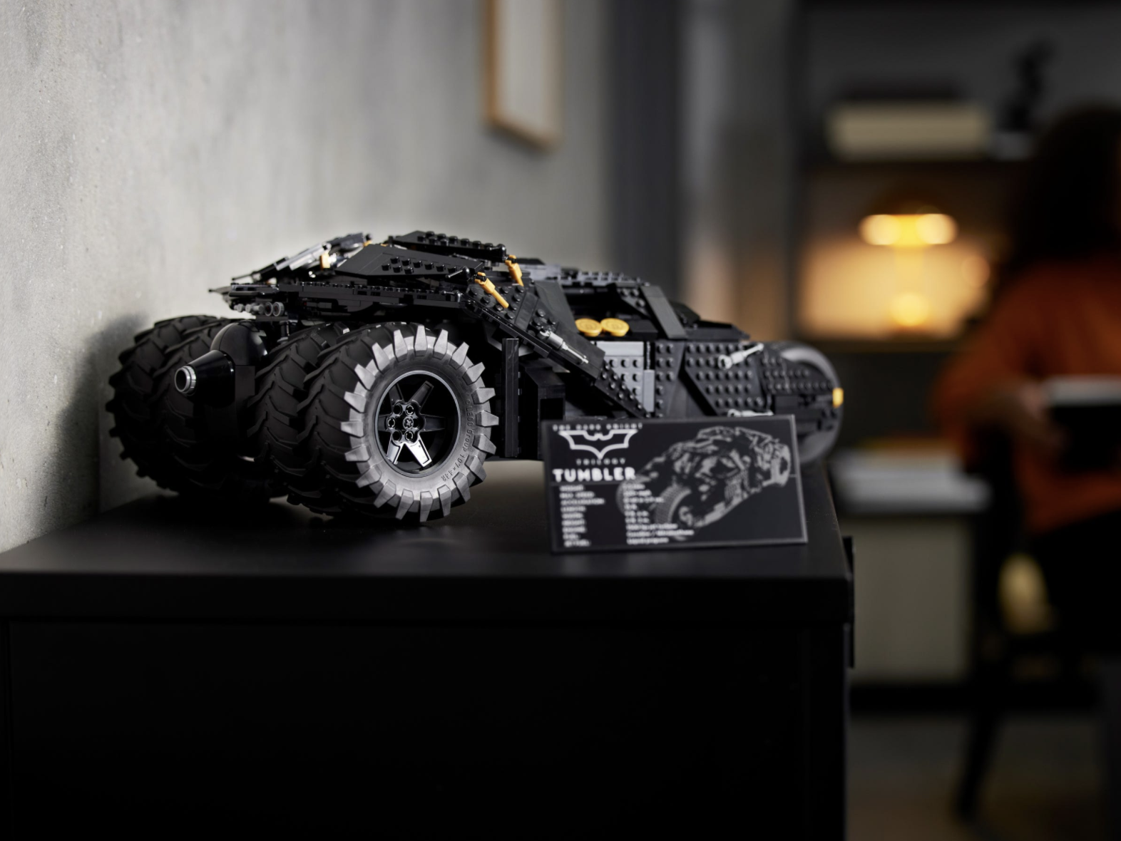 絕對是男人們的夢想！LEGO 推出《黑暗騎士》裝甲蝙蝠車，完美還原諾蘭版電影細節！