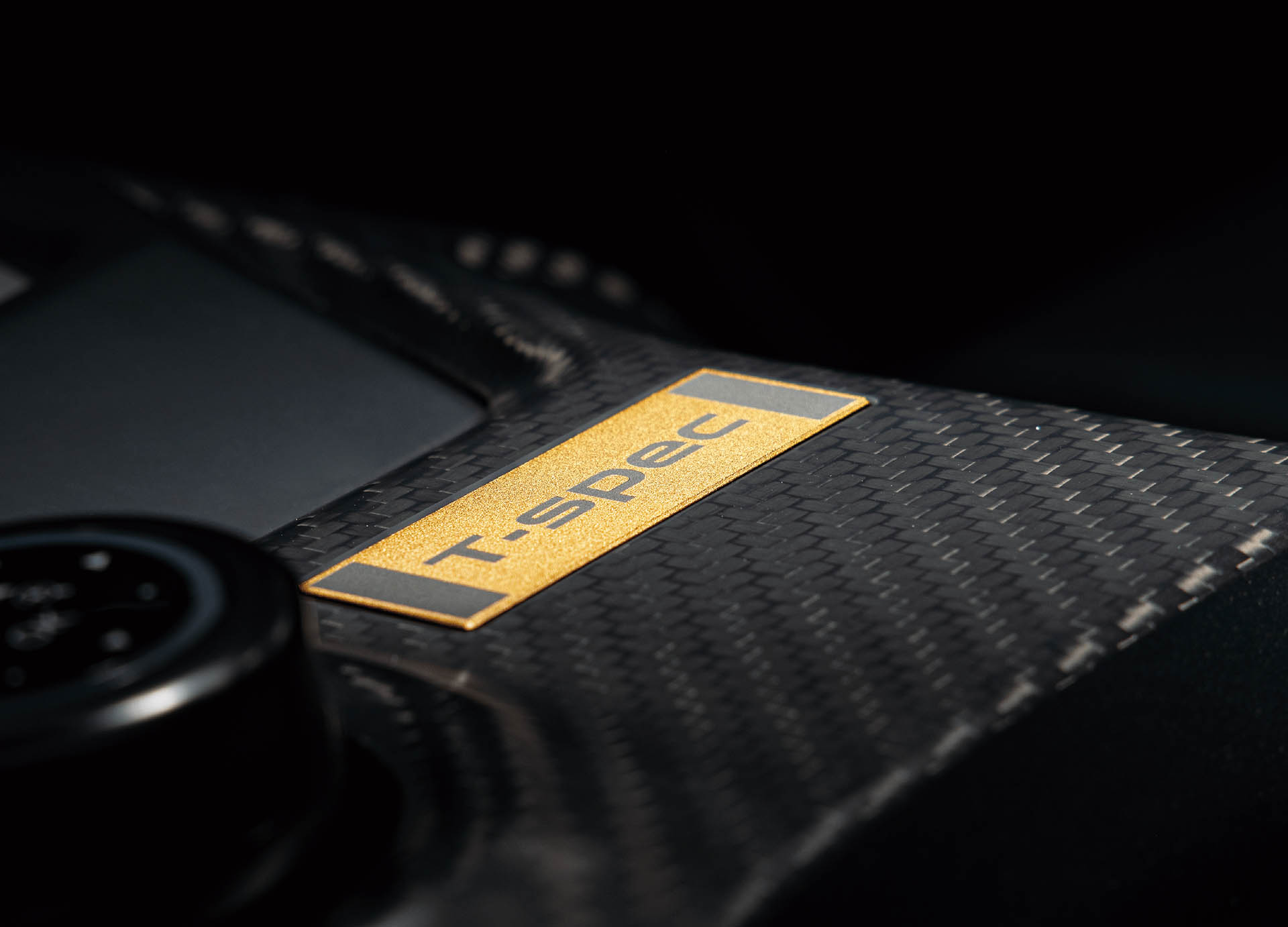 Nissan 推出 2022 年式 GT-R 戰神，雙「T-Spec」限量車型只能靠運氣了！