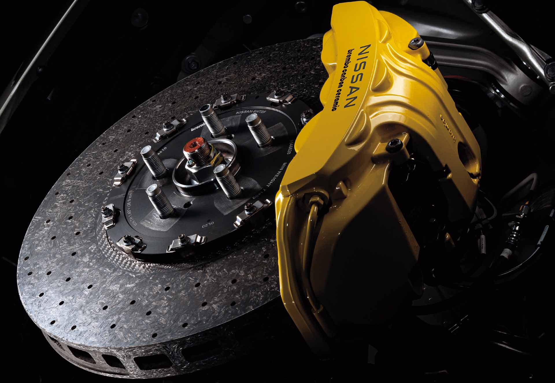 Nissan 推出 2022 年式 GT-R 戰神，雙「T-Spec」限量車型只能靠運氣了！