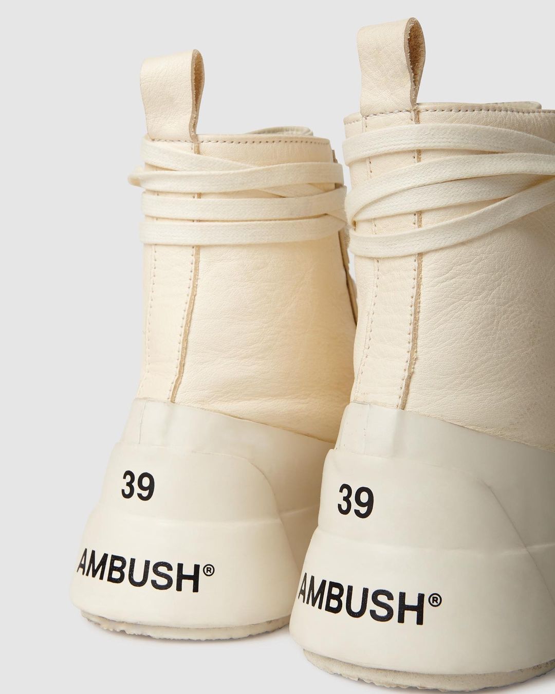 用色絕佳！AMBUSH 最新高筒靴系列即將登陸官網