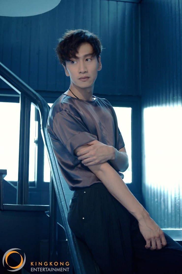 關於「李光洙」的 9 階段：前《Running Man》背叛者但私下卻「美談富人」，比諧星還好笑的演員！