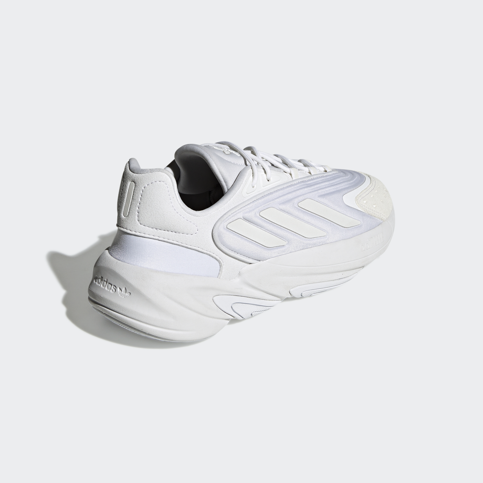 腳感、顏值媲美 YEEZY 700？adidas Originals 全新 OZWORLD 系列重磅登場，下雙穿搭爆款就是它！