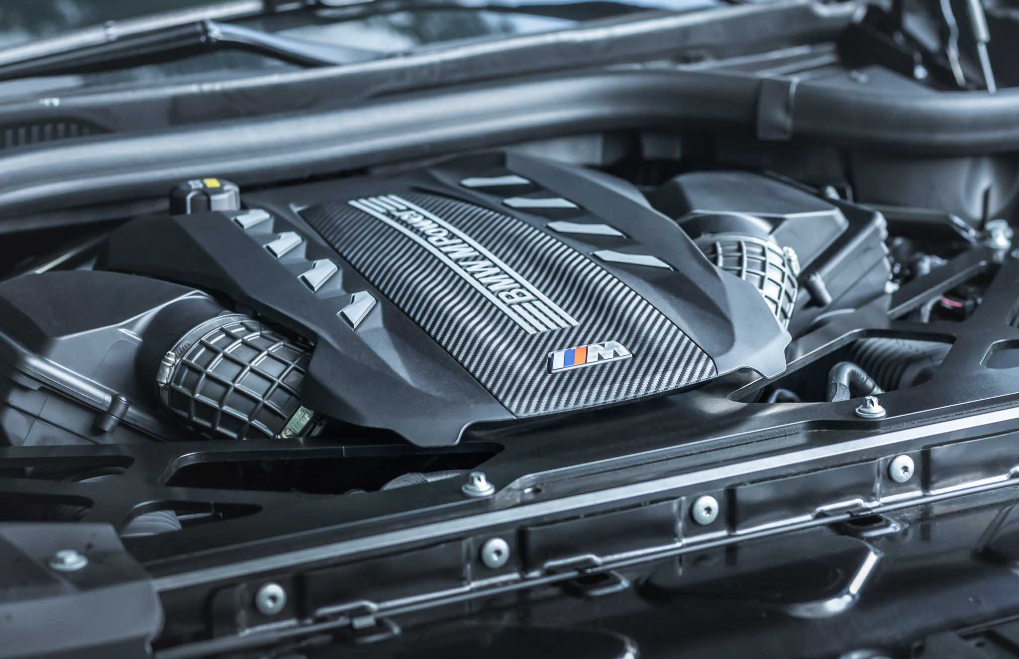 狂野 × 騷氣？有 MANHART MHX6 700 WB 一次滿足！