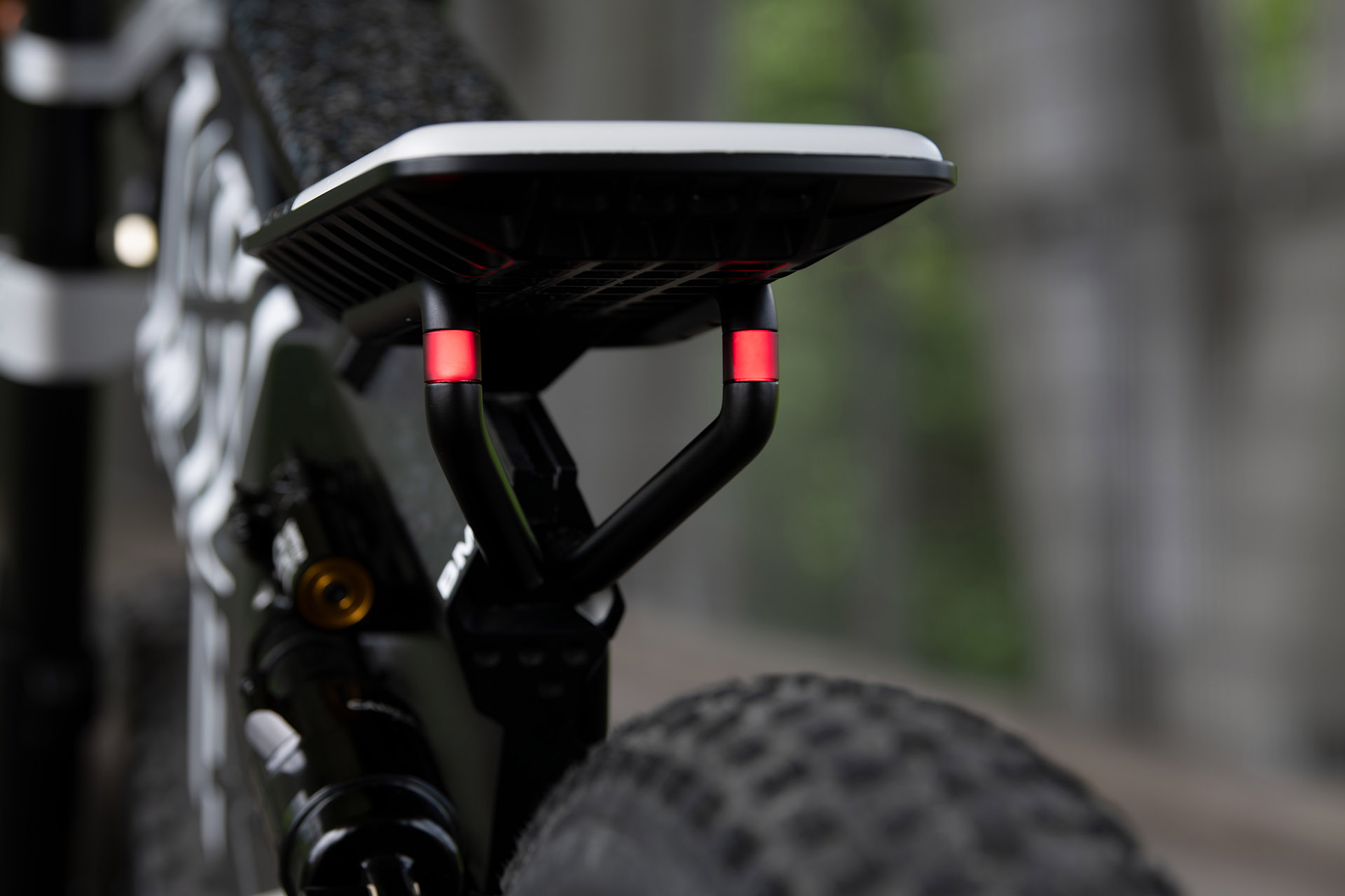 想像力無極限！BMW 發表 i Vision AMBY / Motorrad Vision AMBY 雙概念電動車！