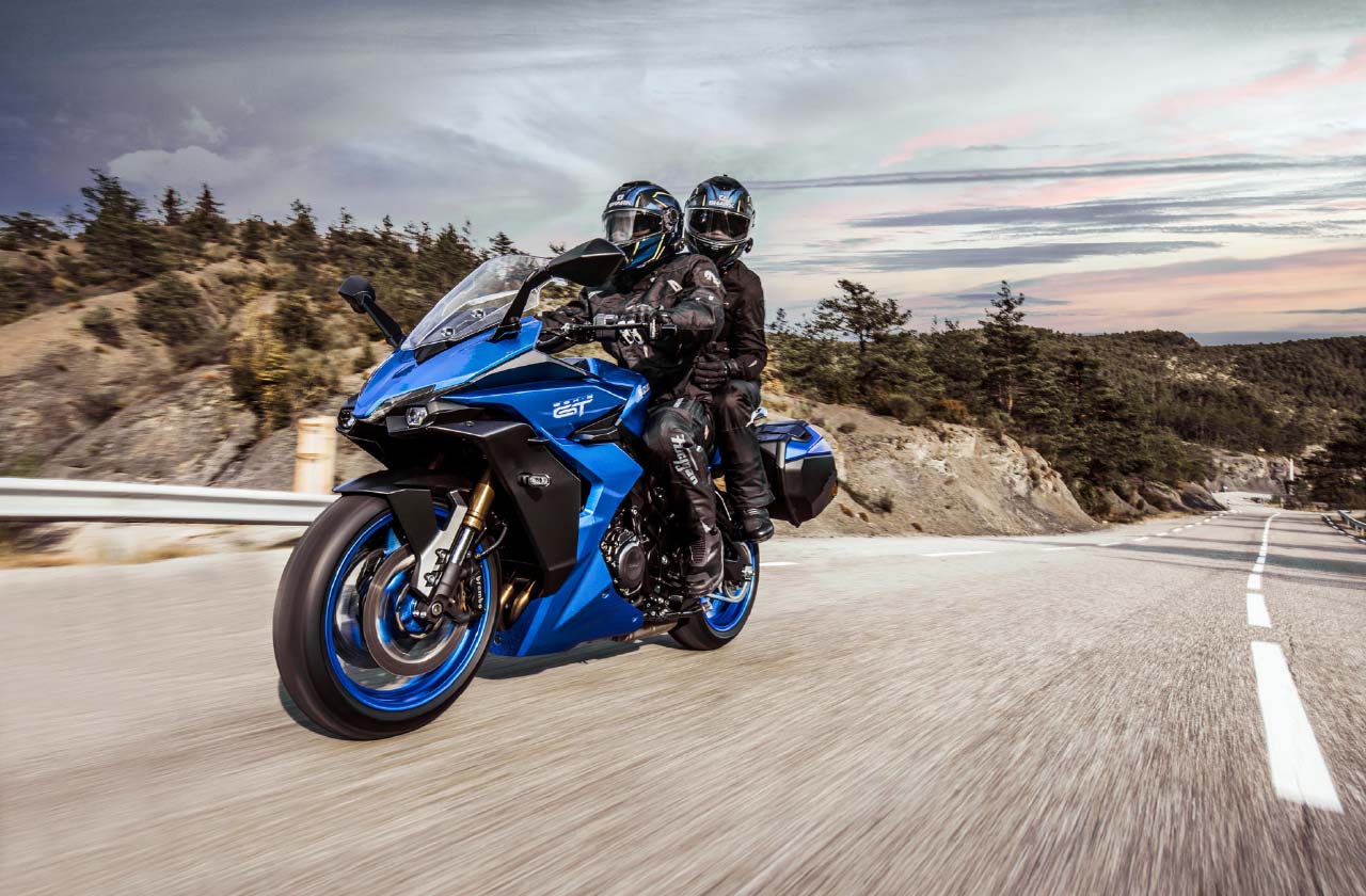 來場跑車浪漫旅！Suzuki GSX-S1000GT 公升級跑旅正式發表！