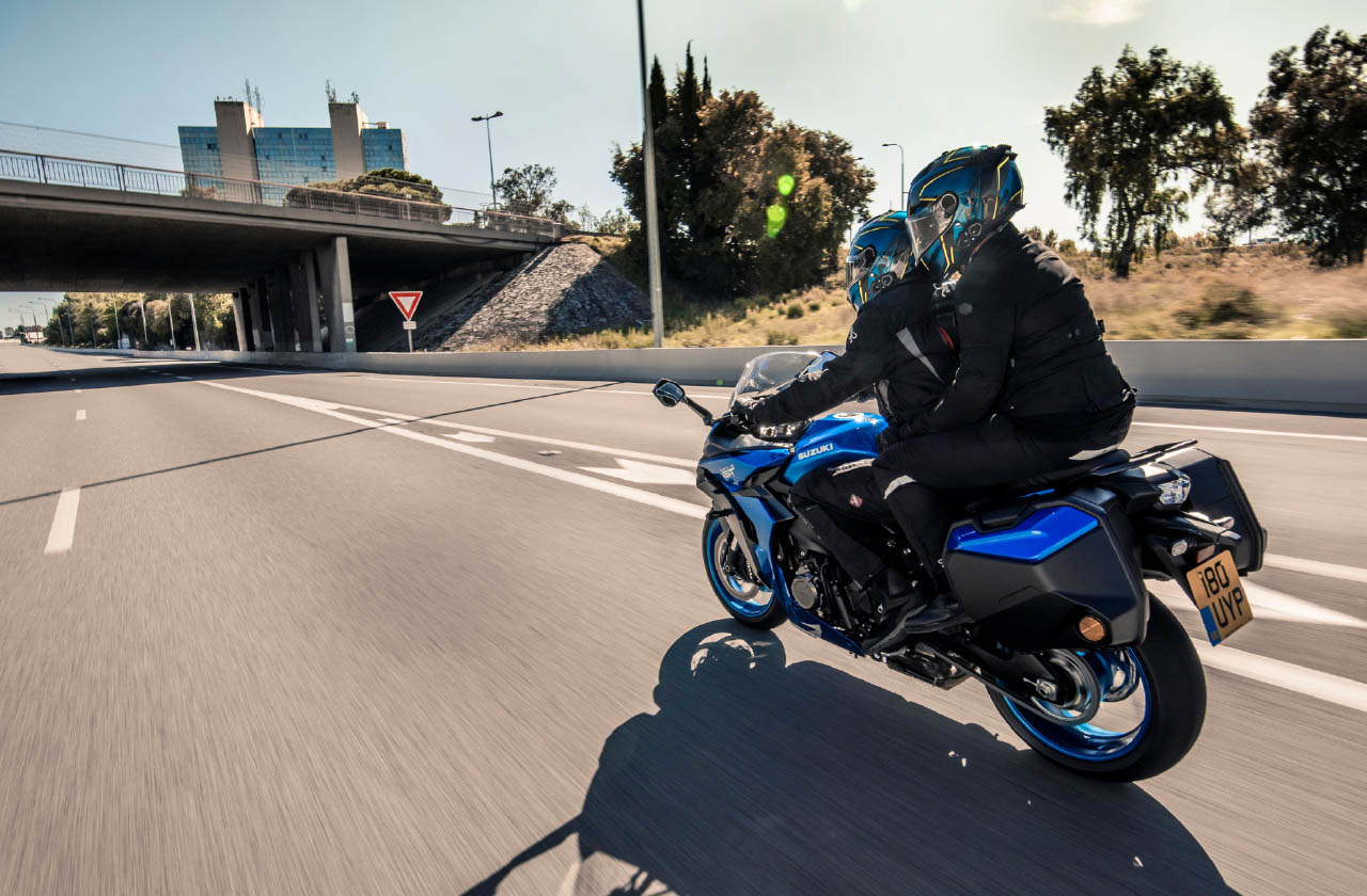來場跑車浪漫旅！Suzuki GSX-S1000GT 公升級跑旅正式發表！