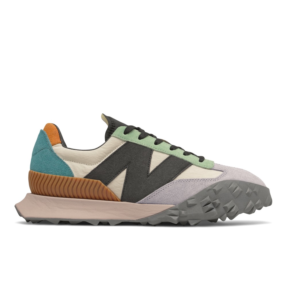 跟著老婆穿就對啦！IU 搶先實著 New Balance XC-72 詮釋新秋冬時尚穿搭，復古 574 也超美！