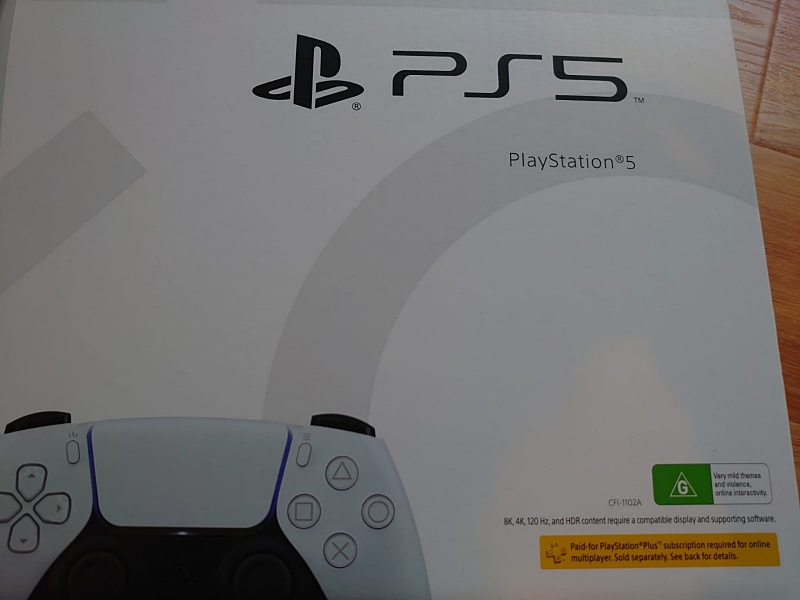 新版 Sony PS5 實機上手開箱！一個超貼心改動、Wi-Fi 表現提升，玩家哀嚎：缺貨問題解決了？！