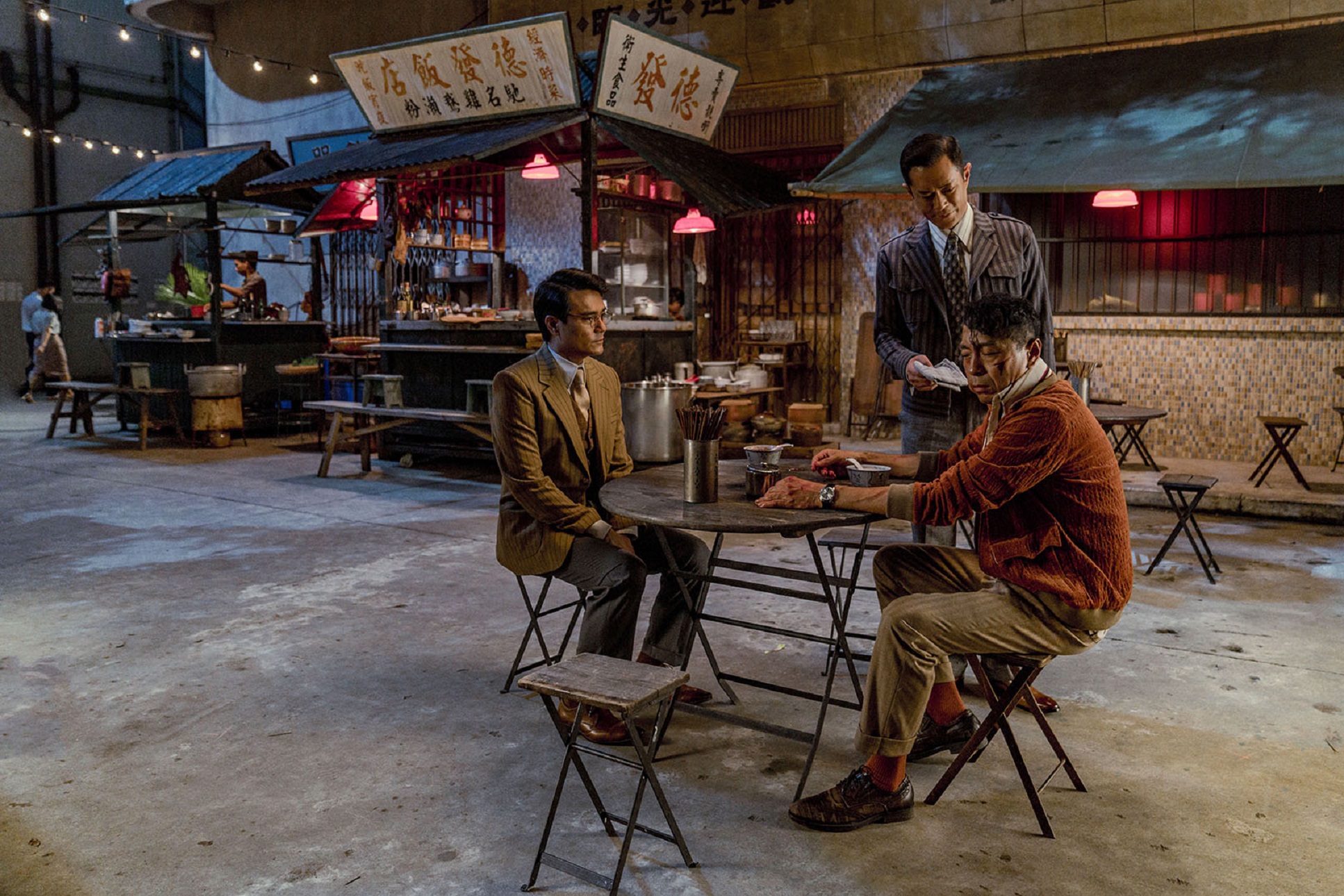 《金錢帝國：追虎擒龍》重金蓋機場，古天樂：「讓電影的真實性更強了」！