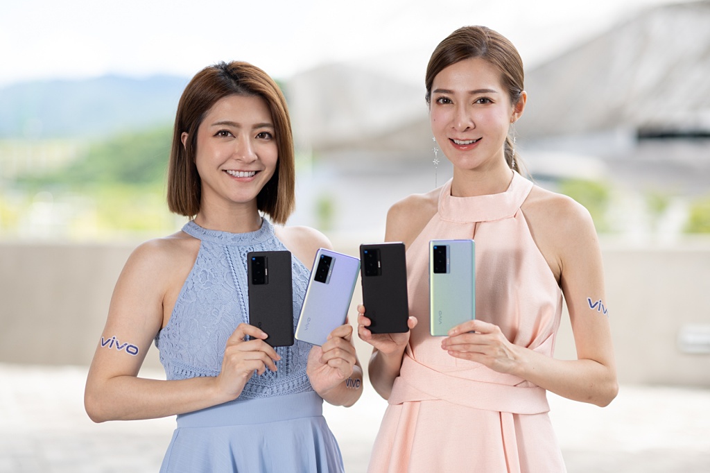vivo X70