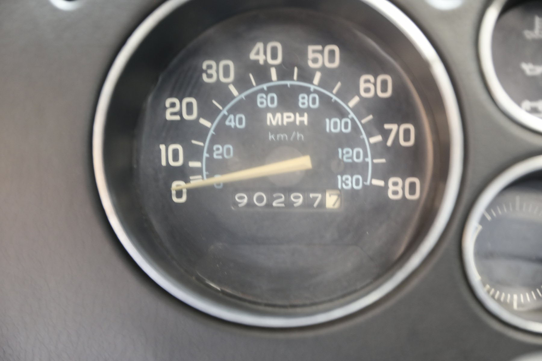 老影迷才懂的逸品！原版《天龍特攻隊》影集廂型車現正上架競標中！