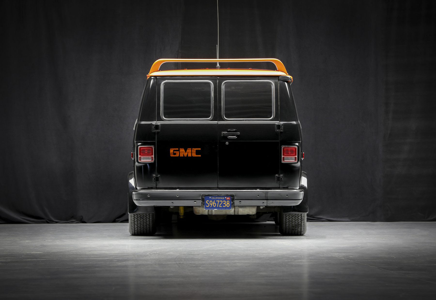 老影迷才懂的逸品！原版《天龍特攻隊》影集廂型車現正上架競標中！