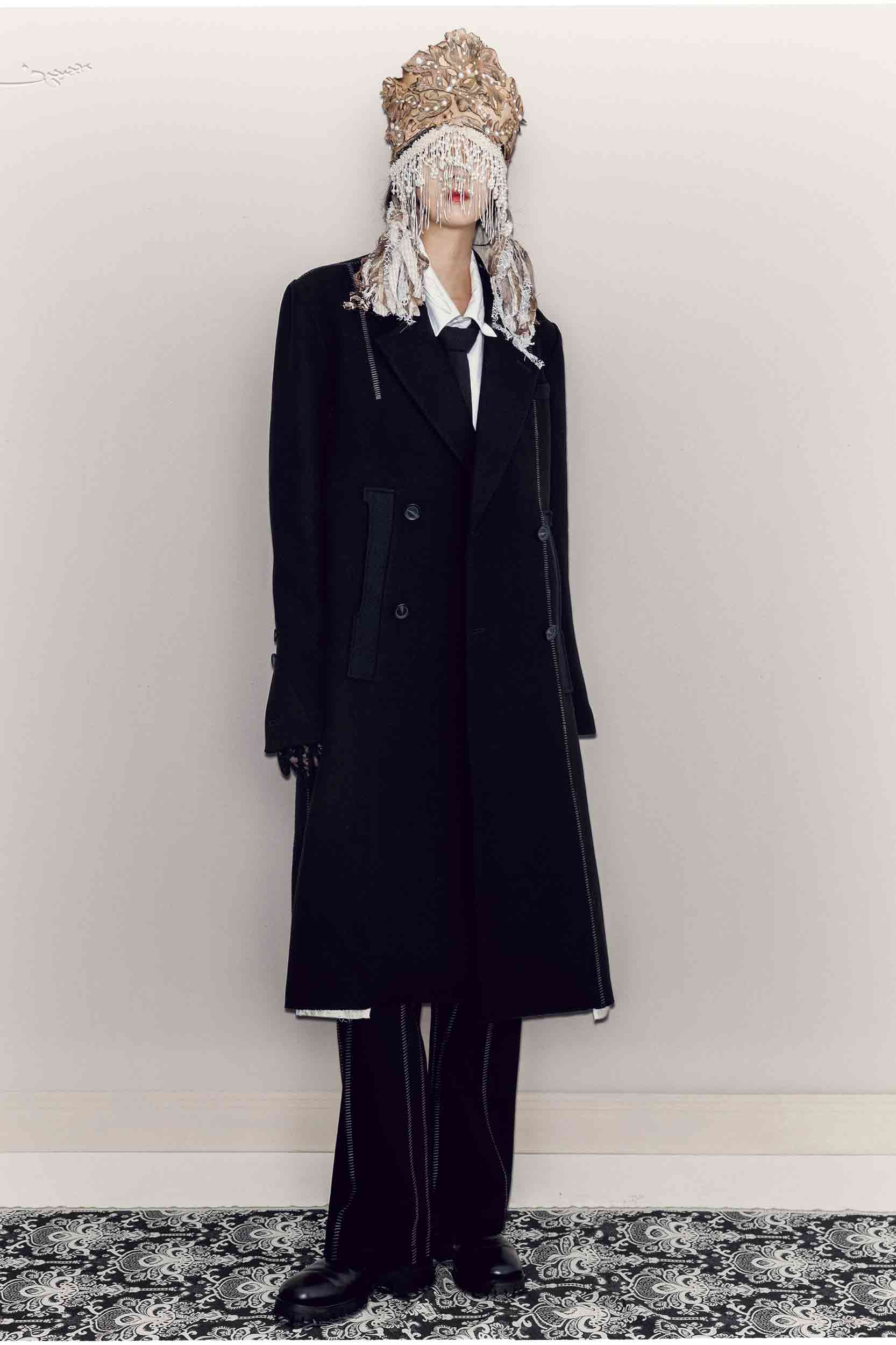 層次發揮精熟－台灣設計師品牌 Professor.E 2021 秋冬系列造型特輯公開