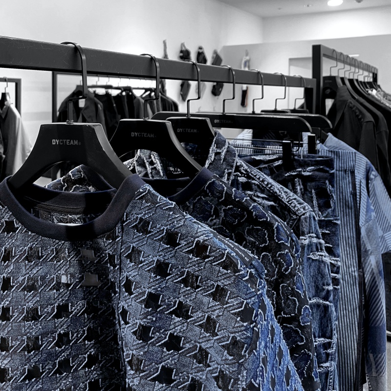 連日媒都忍不住大讚！台灣服飾品牌 DYCTEAM AW21 正式登場，台中新光快閃店同步開催！