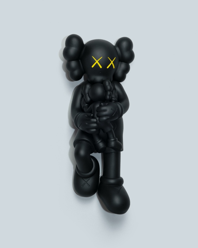 《KAWS:HOLIDAY》第七站著陸新加坡！全新愜意躺臥 COMPANION 公仔及週邊即將網上開搶！