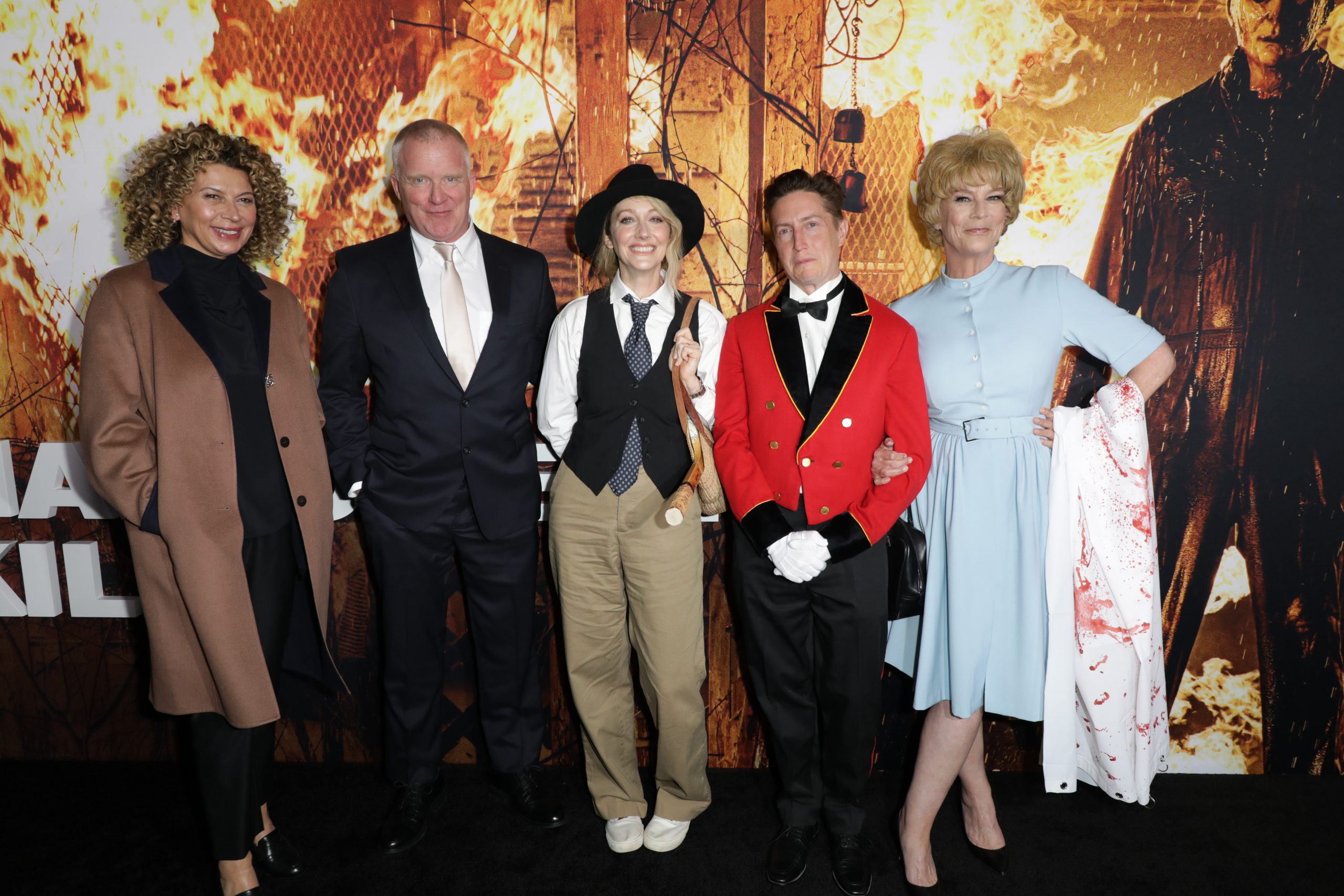 星光熠熠！《月光光新慌慌：萬聖殺》眾星齊聚首映會，獵殺「麥克邁爾斯」 沒在怕