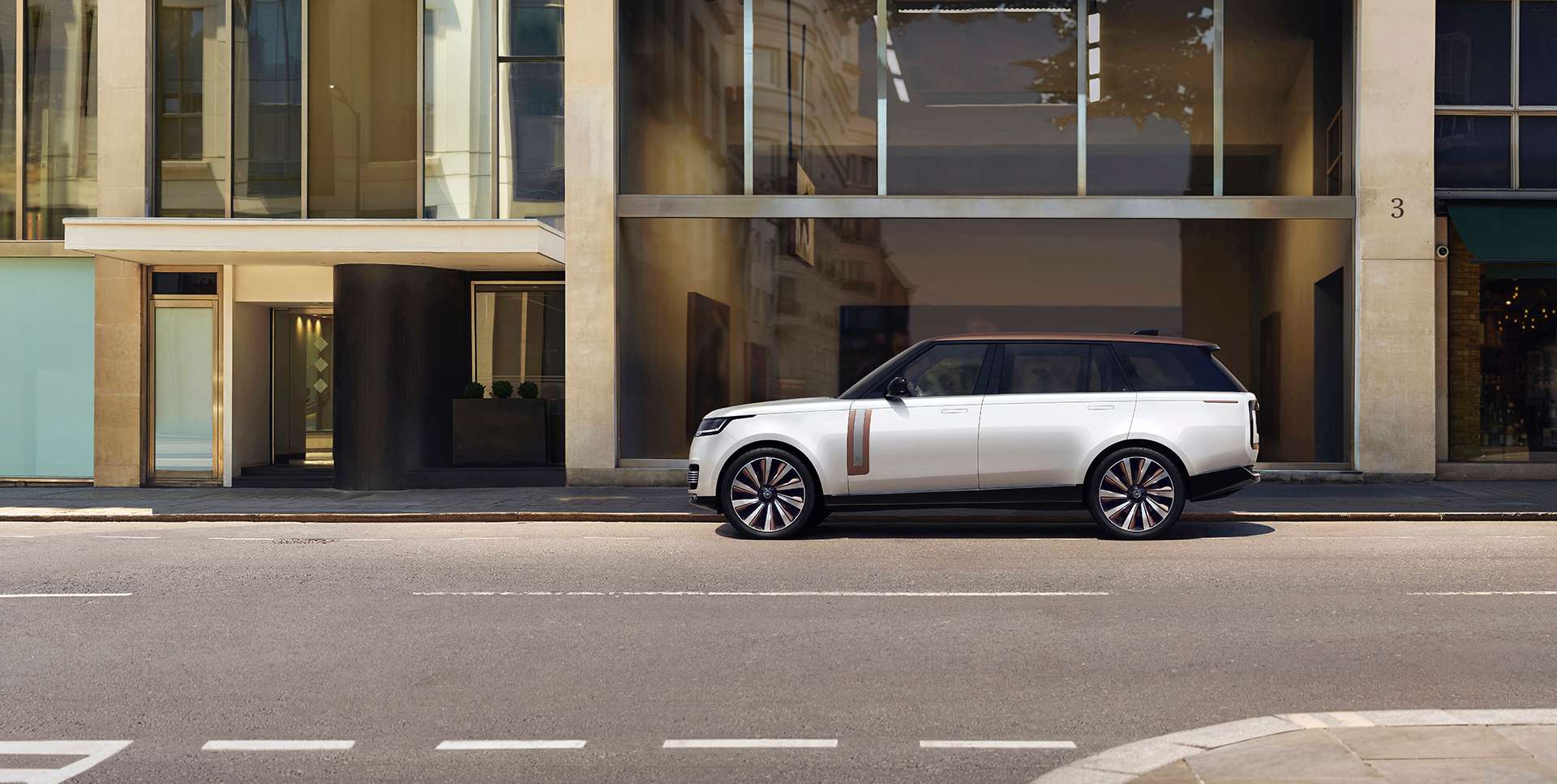 Land Rover Range Rover-1