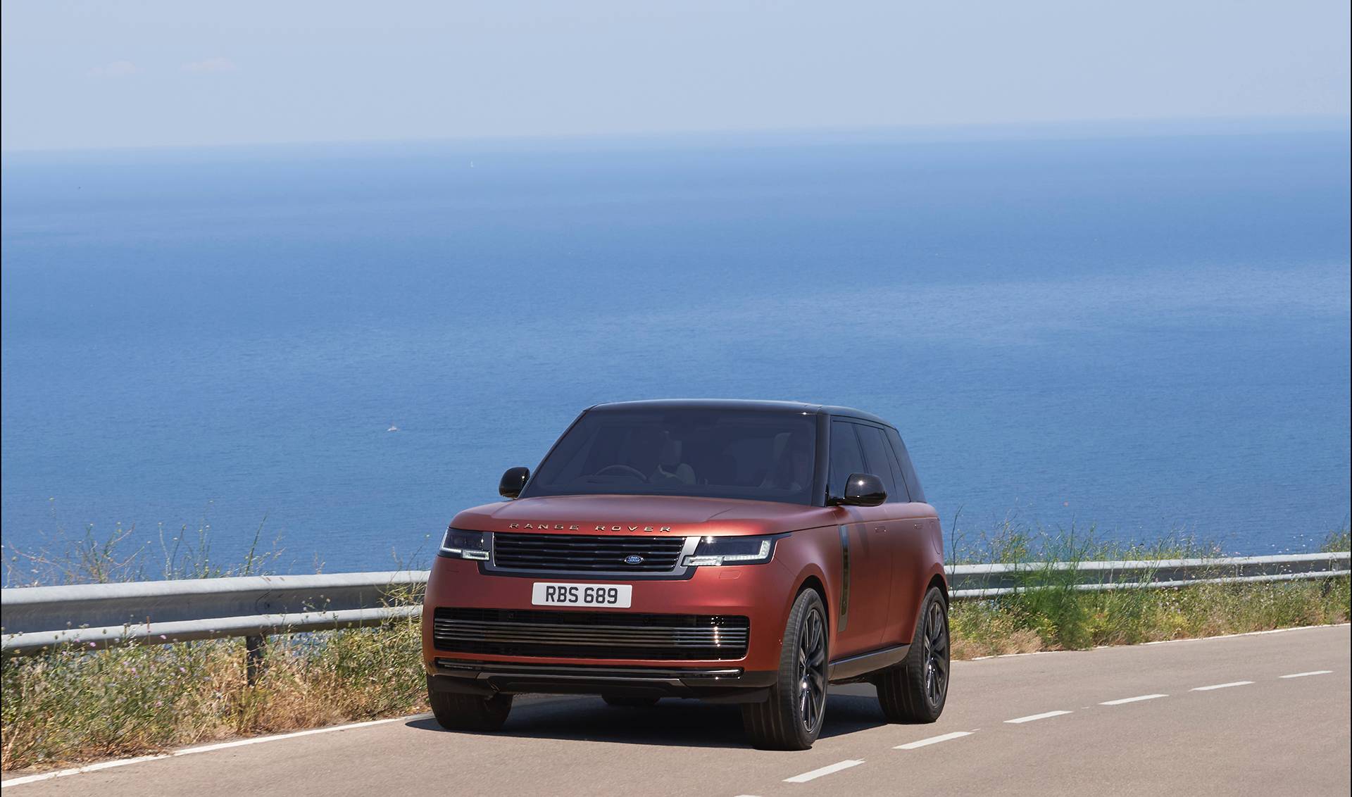 豪華休旅？還是它懂！Land Rover 新一代 Range Rover 王者降臨！