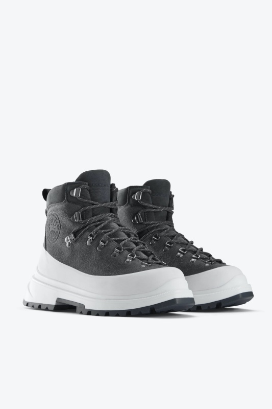 貝克漢二兒子 Romeo Beckham 率先演繹！ CANADA GOOSE 首度重磅發表 Footwear 鞋履系列