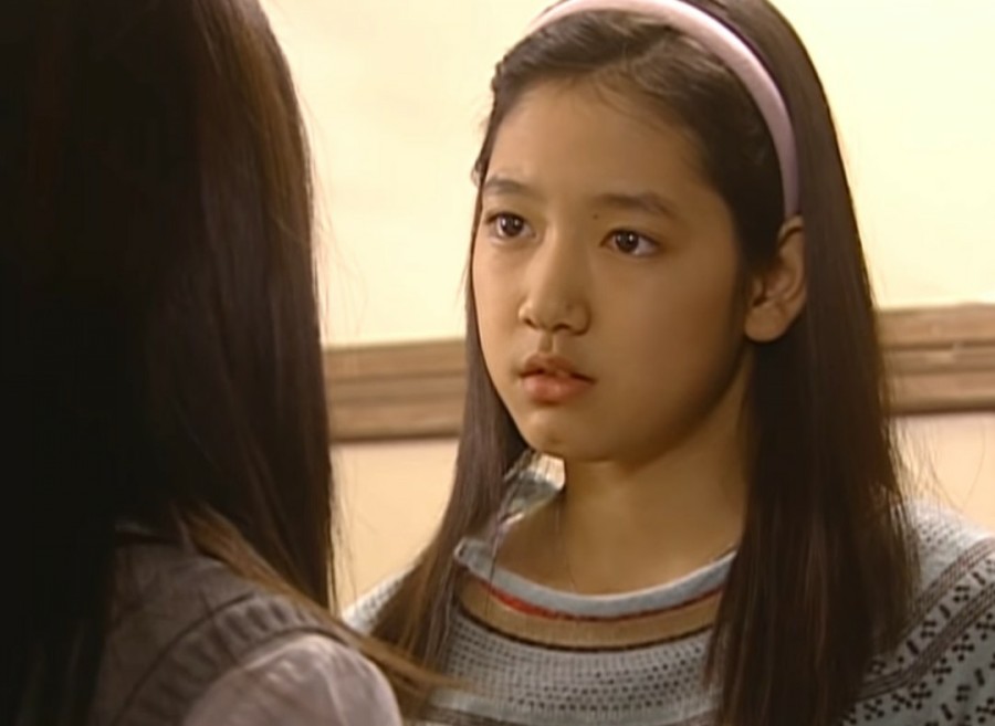 雙囍臨門！用 7 點帶你認識最美未婚妻、業界最想合作演員「朴信惠」，出道、認愛全過程一次看！