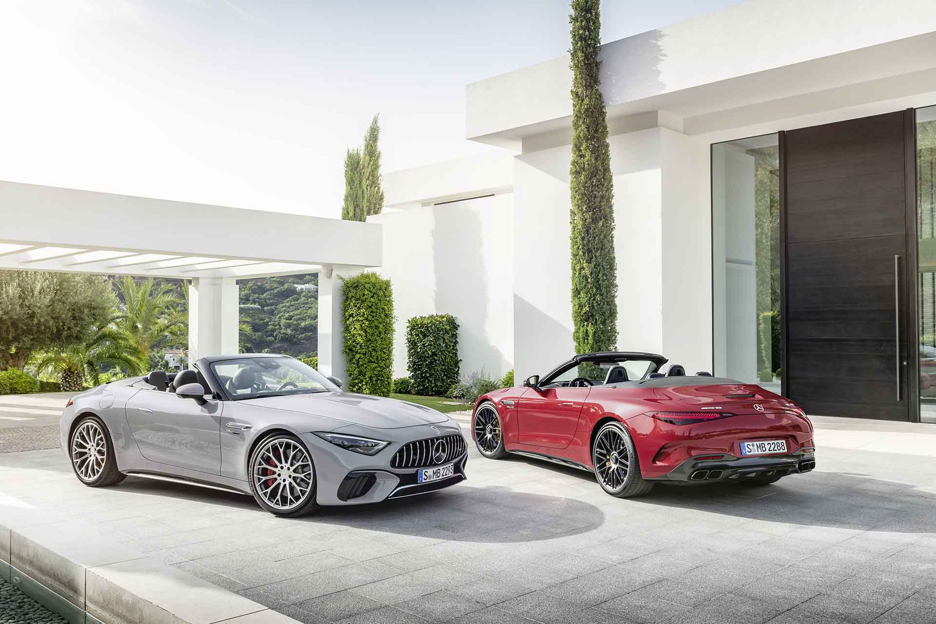 絕美身段能錯過嗎？Mercedes-AMG 新一代 SL 敞篷跑車登場！