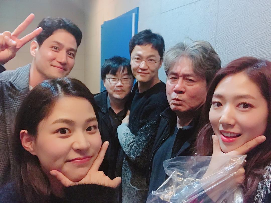 雙囍臨門！用 7 點帶你認識最美未婚妻、業界最想合作演員「朴信惠」，出道、認愛全過程一次看！