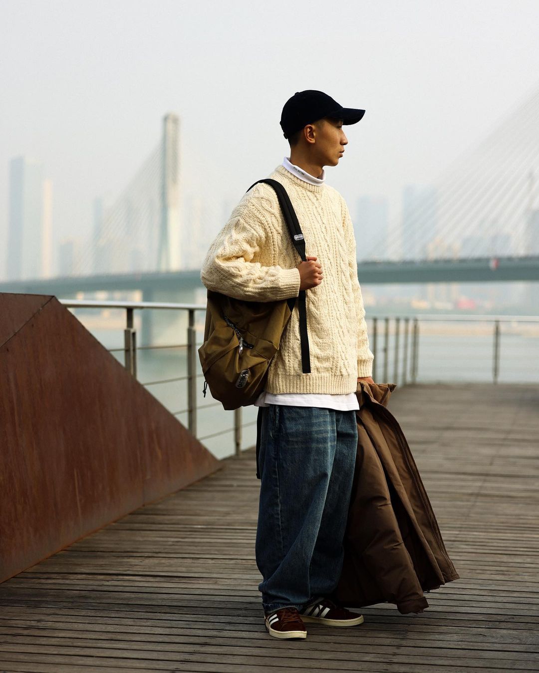 日常穿搭就是你的生活日記！新銳服裝品牌 PIN SKTBS 21AW 系列展現流行兼具舒適的風格態度！